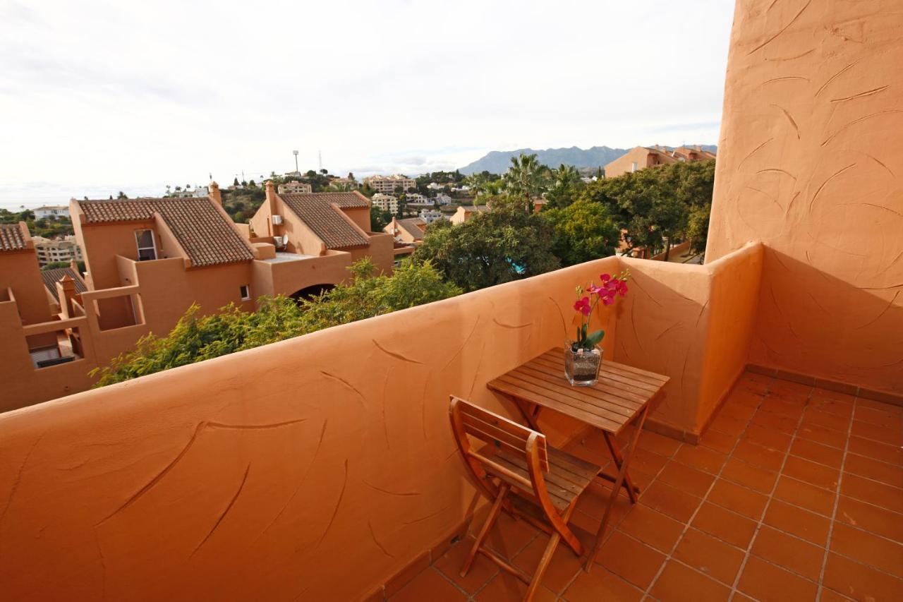 Apartment Ref 1 Spacious Sea View Marbella